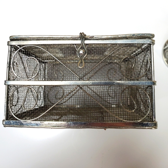 Curio box and round holder silver mesh mirror top 4.5 inch square 2.7 inch tall - Picture 10 of 14